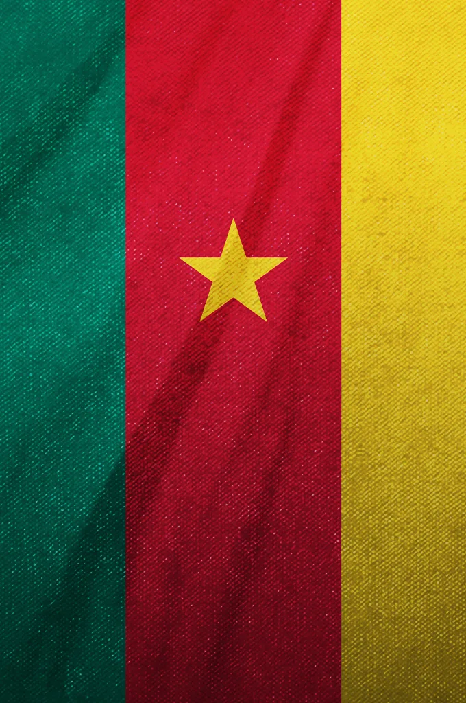 Cameroon (Large), emblem